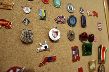 badges